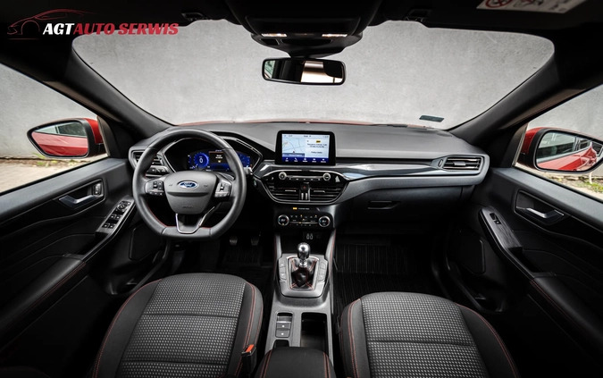 Ford Kuga cena 119000 przebieg: 39000, rok produkcji 2022 z Poznań małe 742